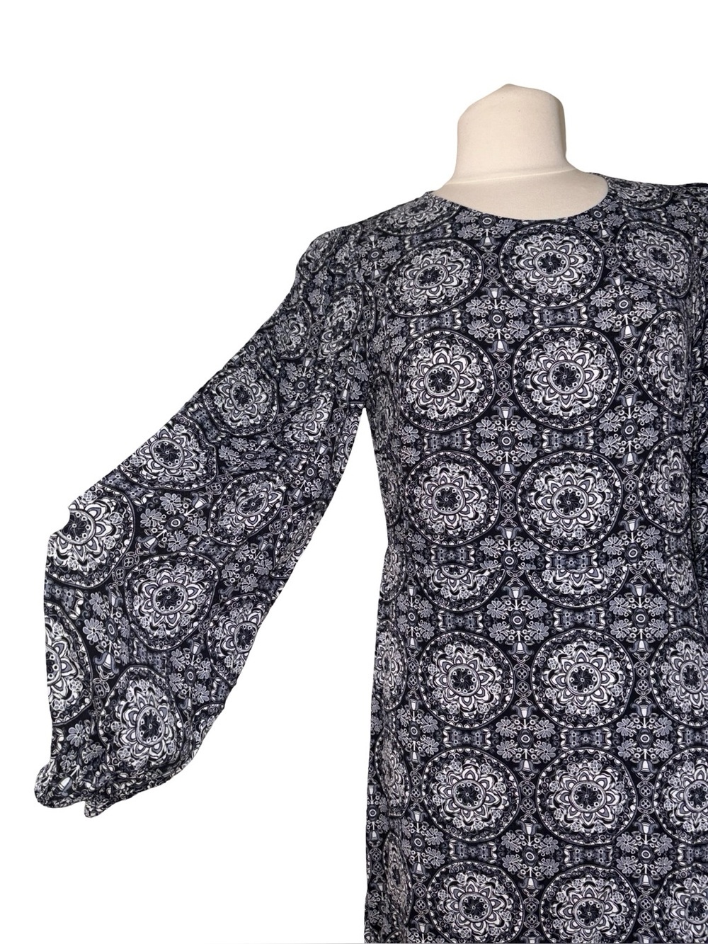 Boden Grey & White Medallion Print Dress | Long Sleeve | Size US 8 (UK 12) NWT - Picture 4 of 14